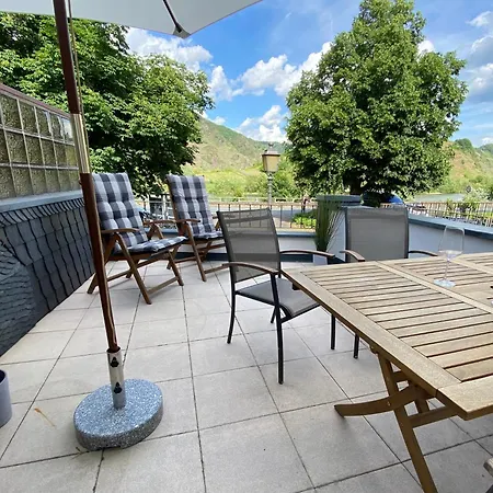 Mosel One Apartment Bremm